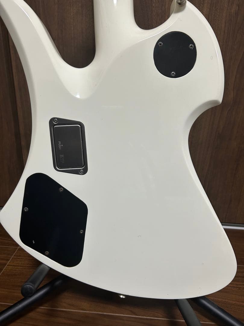 B.C. Rich モッキンバードSpecial