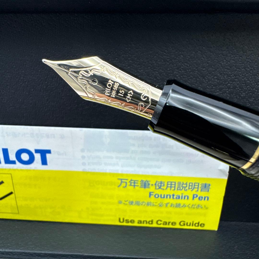 E28 PILOT 万年筆 カスタム823 透明ブラック パイロット