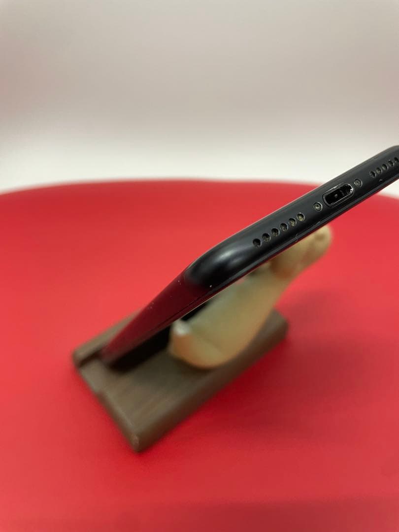 Apple iPhone 7 128GB ブラック