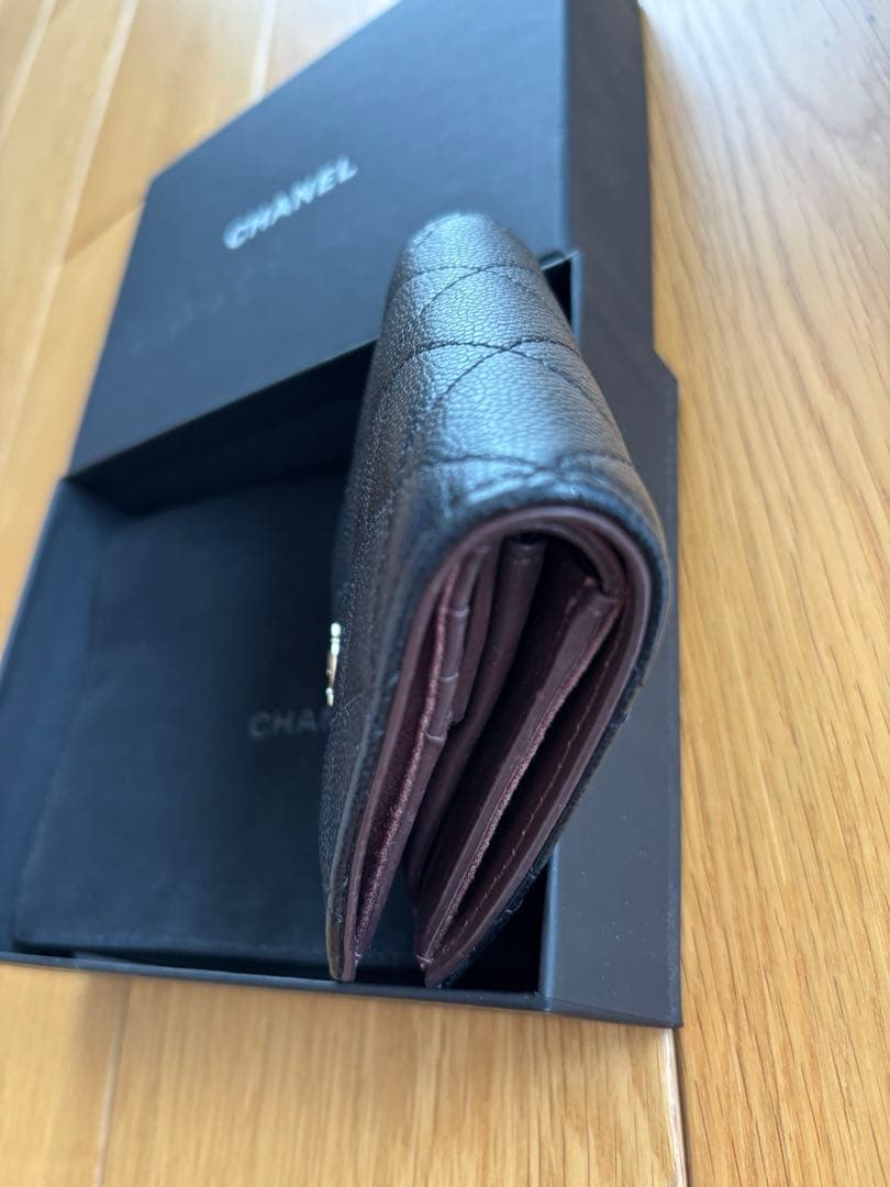 ☆CHANEL 二つ折り財布 ブラック☆