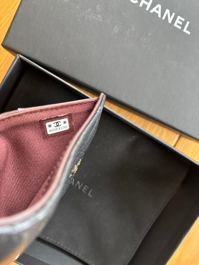 ☆CHANEL 二つ折り財布 ブラック☆