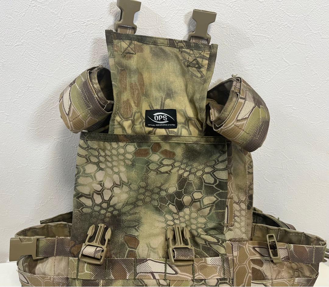 UR-TACTICAL OPS プレートキャリア