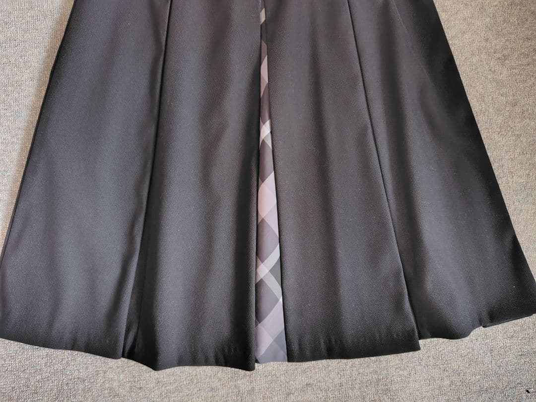 新品　ブルーレーベルクレストブリッジ　カルゼタックスカート　38　黒30800円