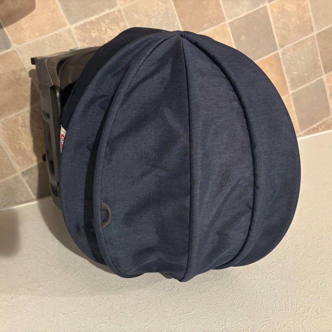 【美品】コンビ　クルムーヴ アドバンス ISOFIX エッグショックJP-590