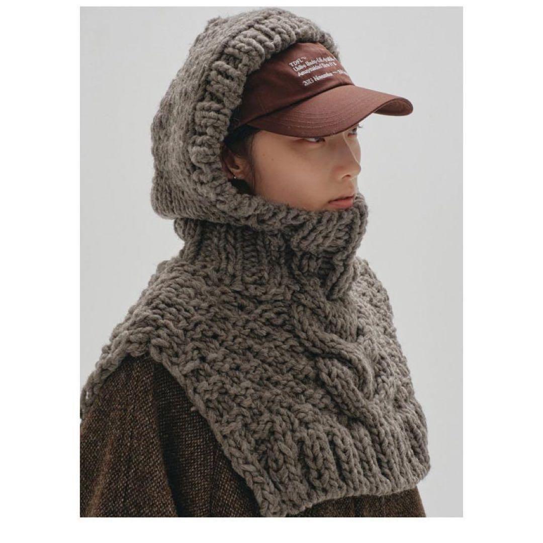 れい　トゥデイフル　Hand Knit Balaclava