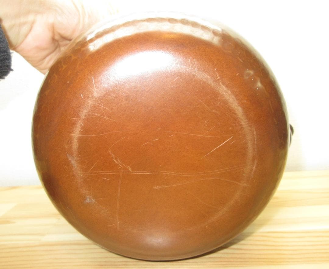 送料込【逢絢亭】茶道具 水屋道具 薬缶 口蓋付 打ち出し 菊桐の図 紙箱入り