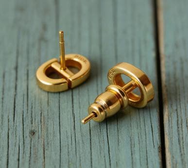 DIOR ゴールド ピアス