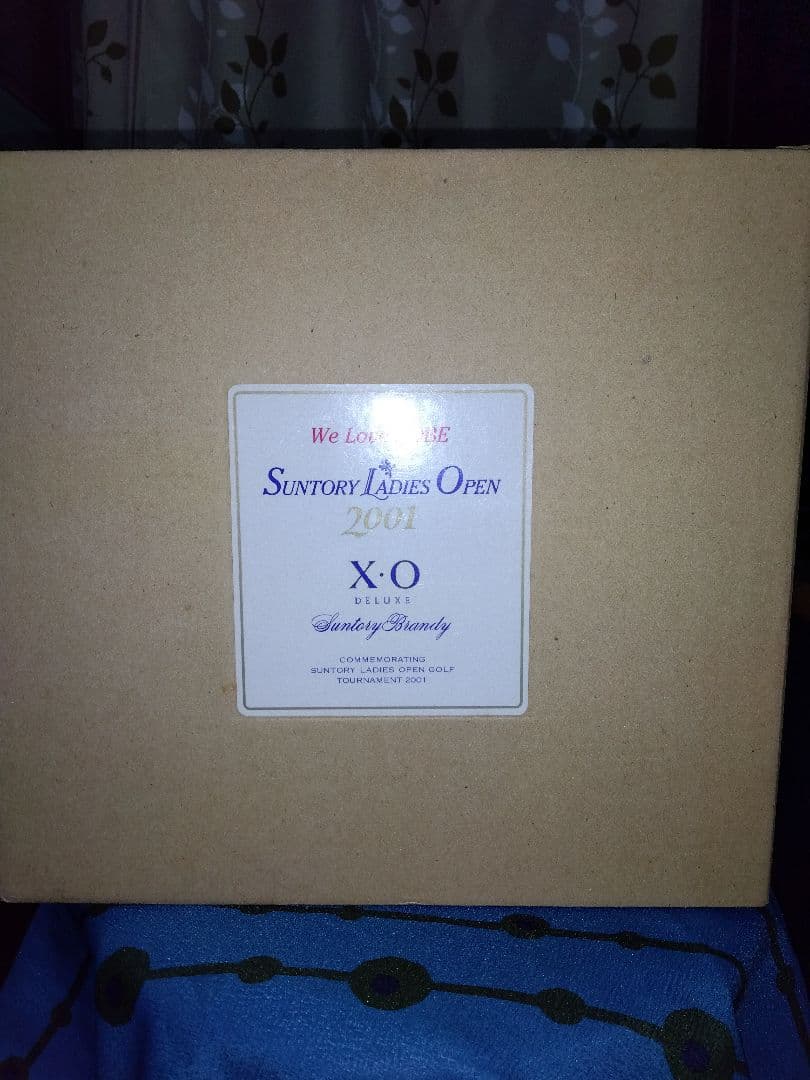 超希少サントリーレディースオープン2001年記念ゴルフ陶器ボトルXO。