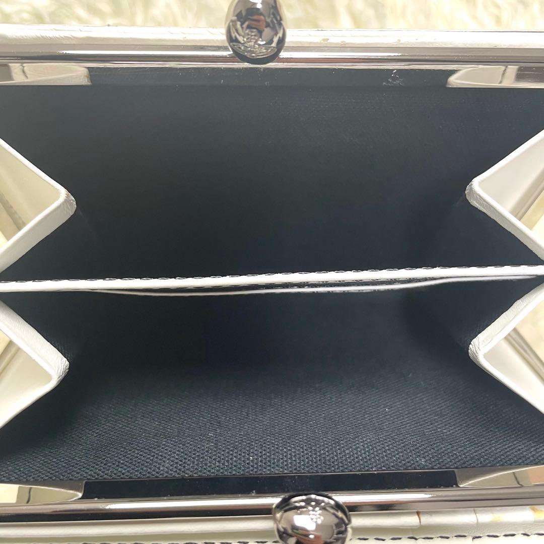 極美品 箱付き ヴィヴィアンウエストウッド 折り財布 がま口 総柄 キャンバス