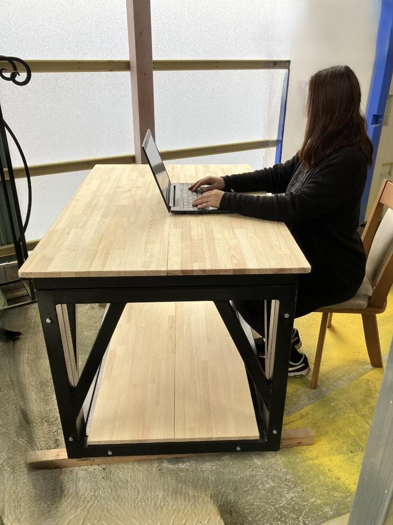 ね*】様 勉強机　事務机（緊急時は避難シェルター） 　限定商品再販なし
