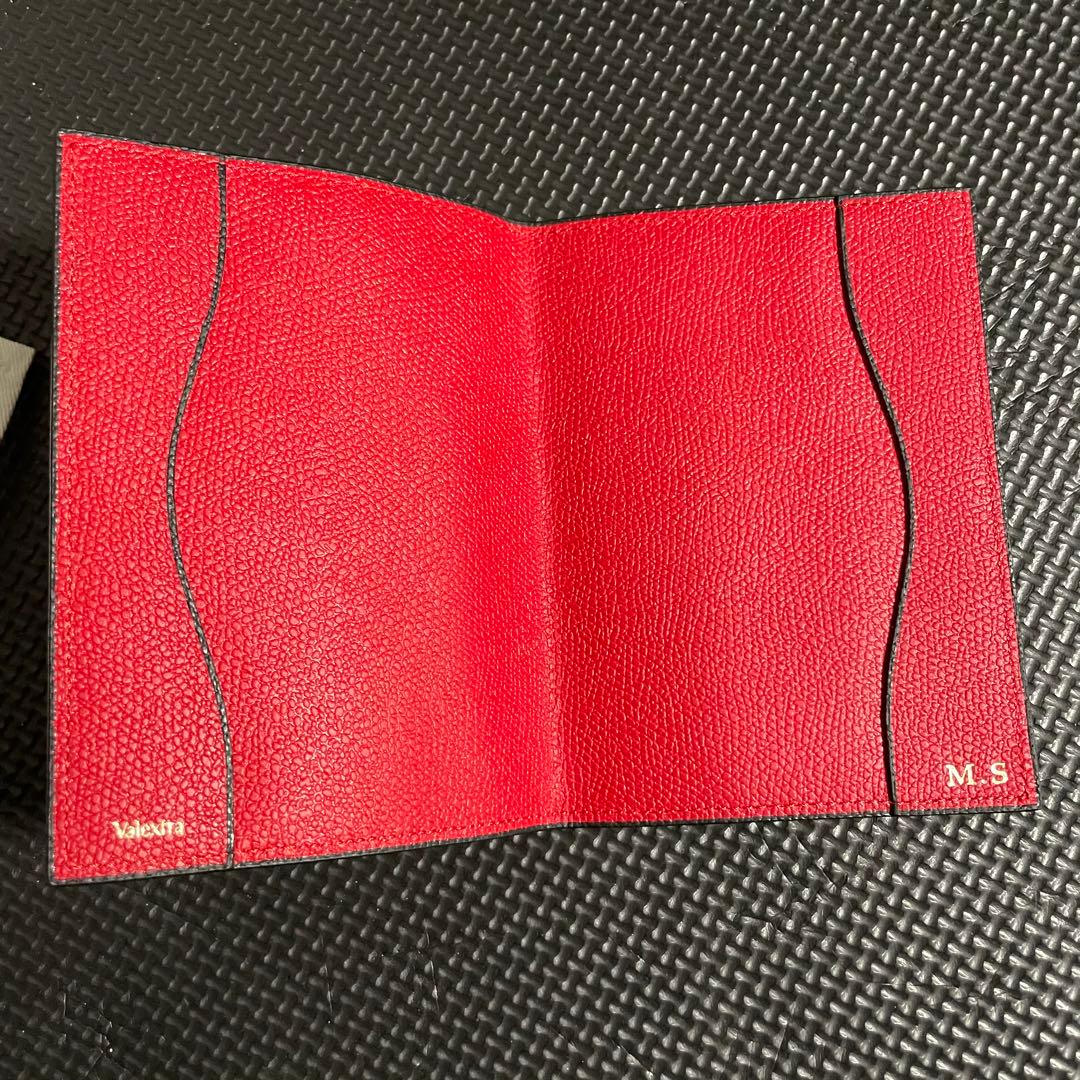 Valextra パスポートケース