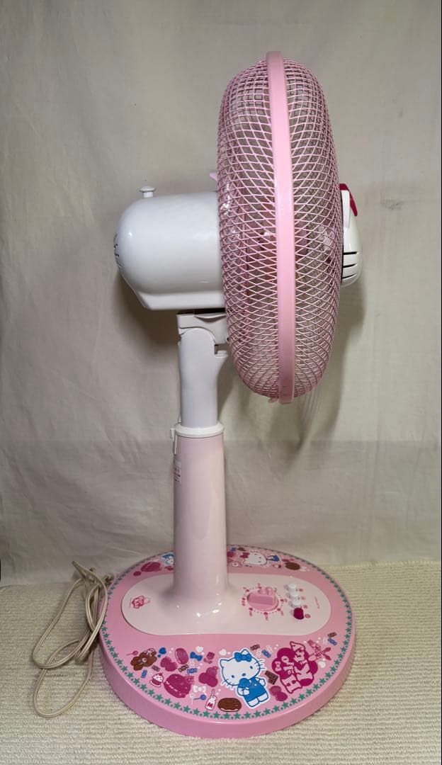 ハローキティ 首振り扇風機 3段階設定 30cm サンリオ キティ Sanrio