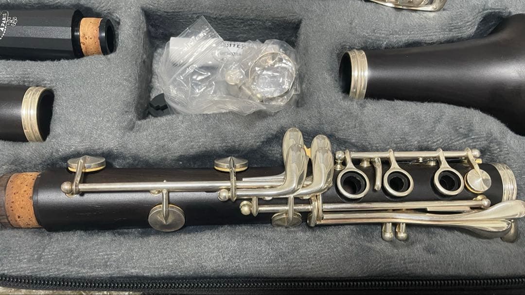 Buffet Crampon E11 Plus　クラリネット 　本体　ケース付