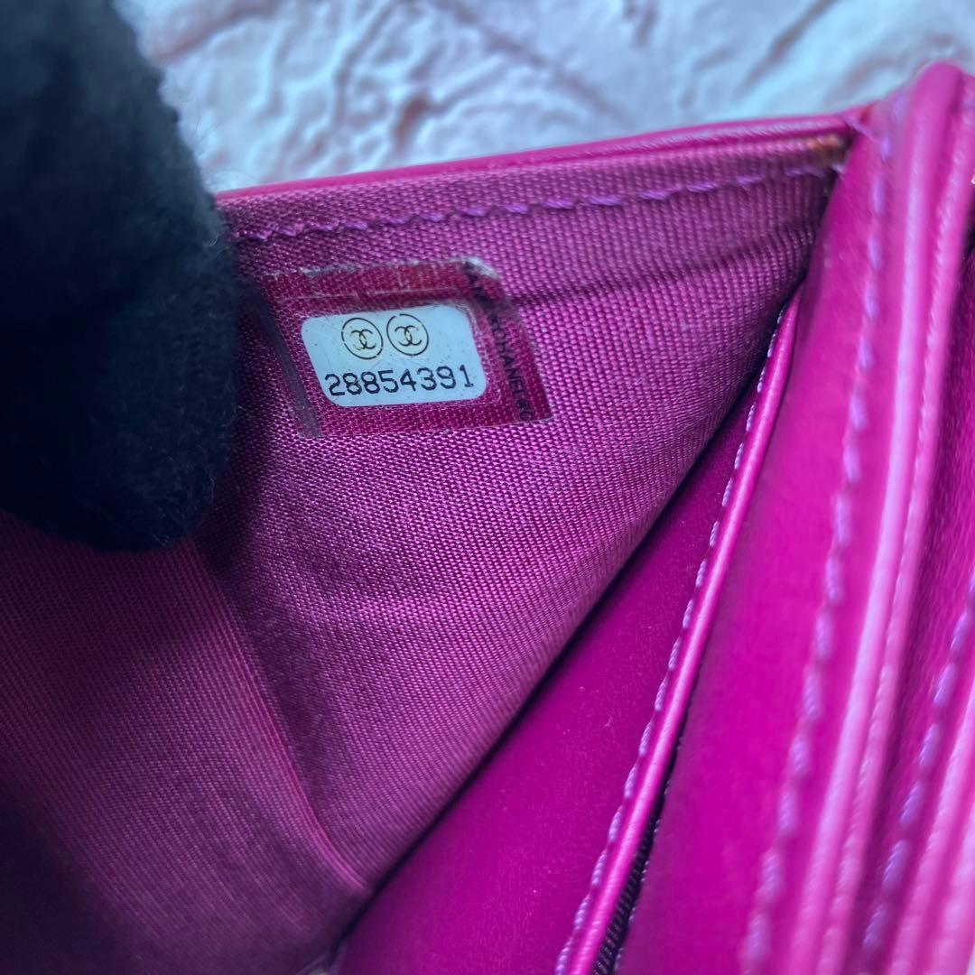 美品✨シャネル ココマーク 三つ折り財布 エンボス ステッチ レザー 正規品