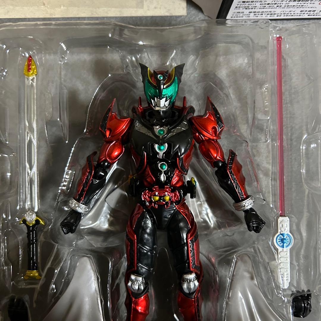 S.H.Figuarts 仮面ライダーキバ　エンペラーフォーム&ダークキバ