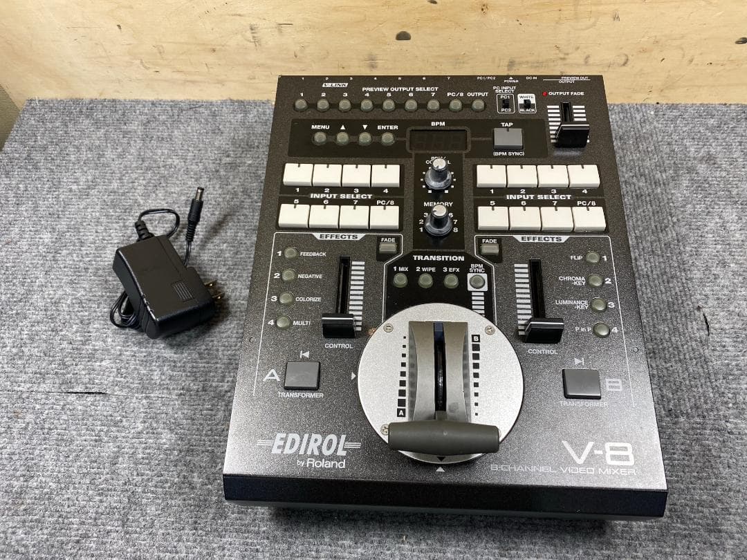 Roland edirol V-8 ビデオミキサー