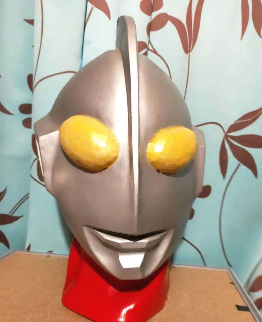 ウルトラマン