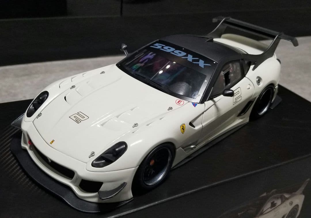 【レア美品】1/18 マテル エリート フェラーリ 599XX EVO