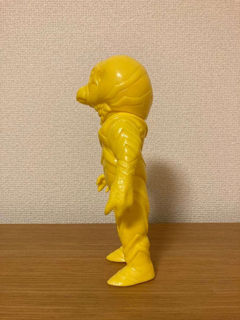 ベアモデル　ガッツ星人