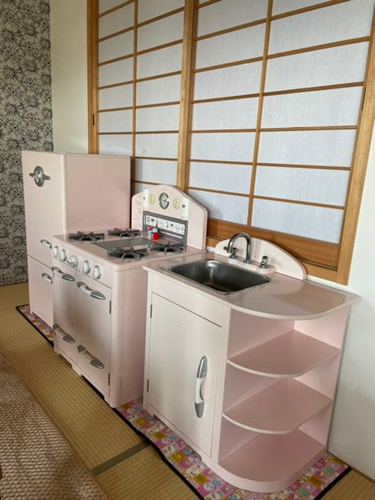 キッズ用ピンク色キッチン