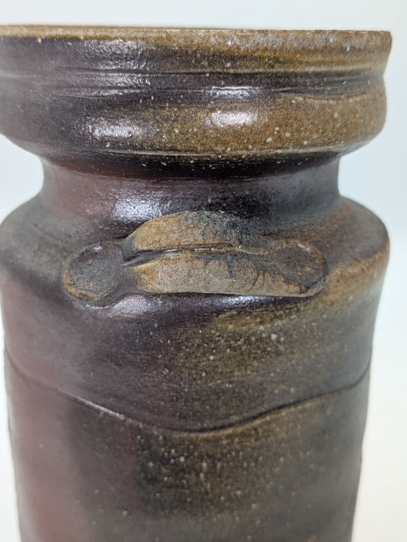 石田安弘 備前焼 耳付花入 共箱共布栞 花器 フラワーベース 花瓶 華道具 花生