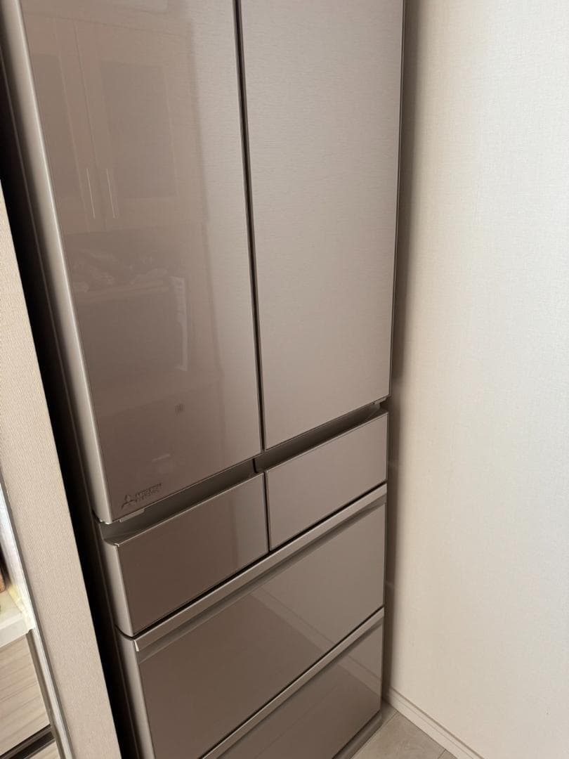 【わんこ】三菱 冷蔵庫 547L MR-WZ55J-C