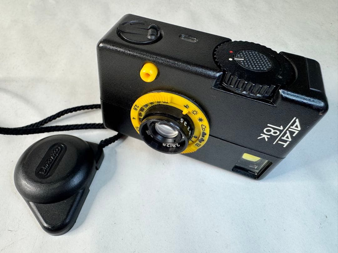 AGAT 18K トイカメラ