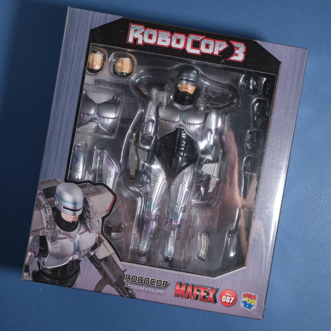 【新品未開封】MAFEX No.087 ロボコップ 3 可動フィギュア