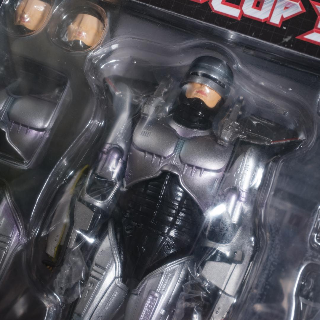 【新品未開封】MAFEX No.087 ロボコップ 3 可動フィギュア