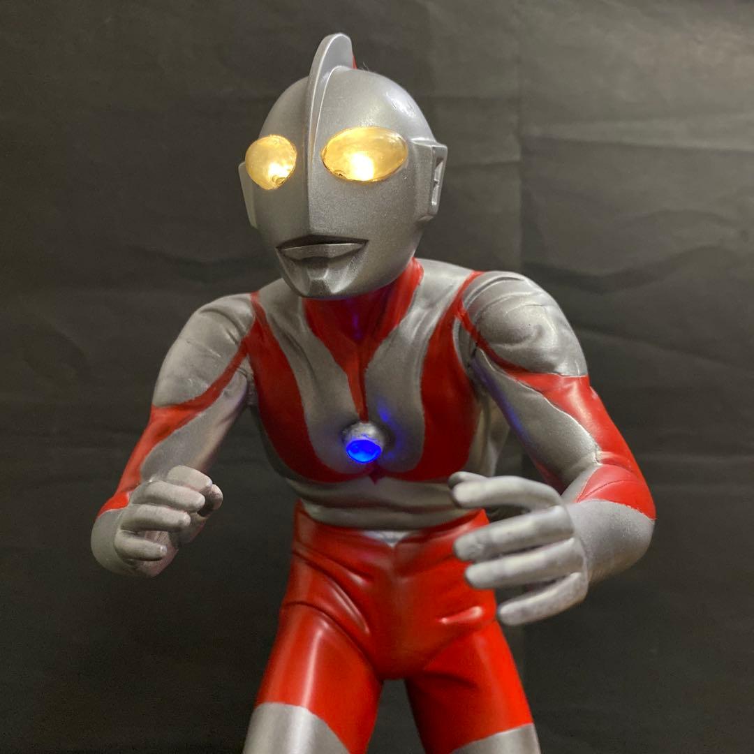 限界突破‼️バンプレストビッグサイズソフビ ウルトラマン電飾加工 検ビリケン商会
