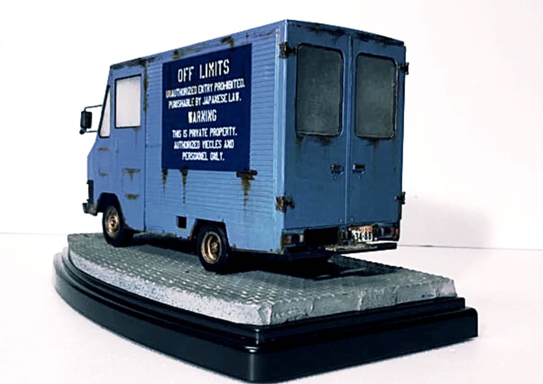 1/24 トヨタ　ハイエース　クイックデリバリー　ジオラマ　完成品　ケース付