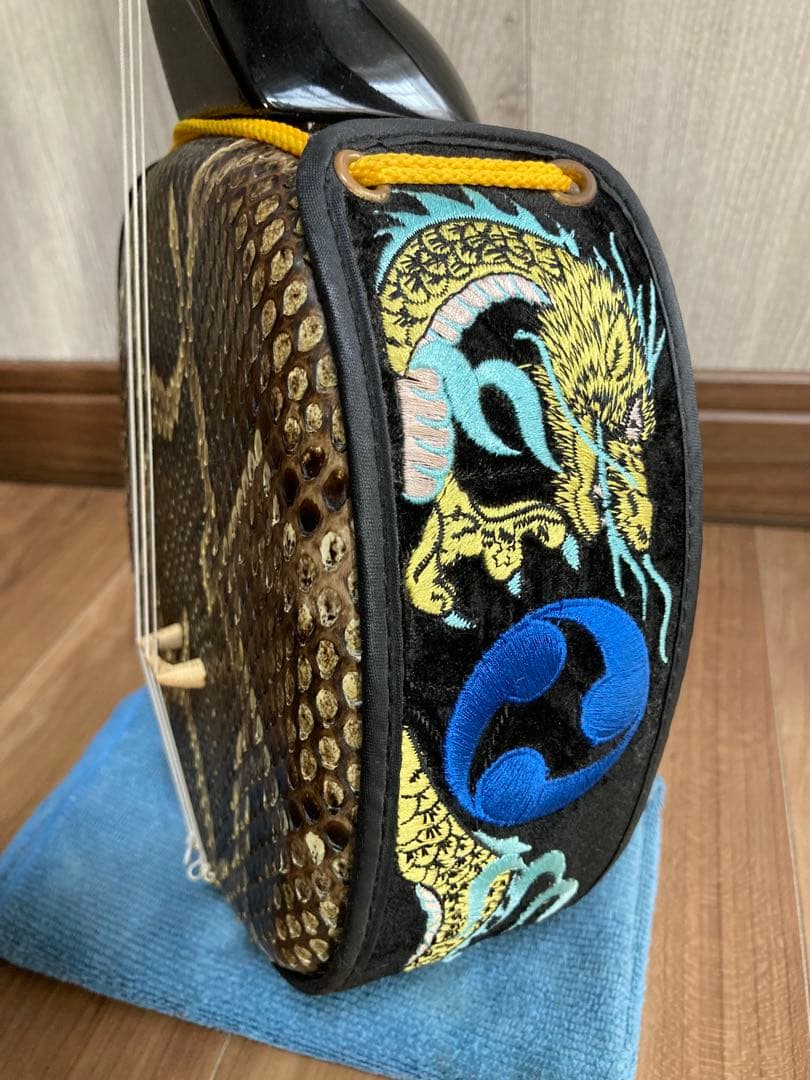 【登り竜ティーガ】沖縄三線✨本革強化張り✨訳あり