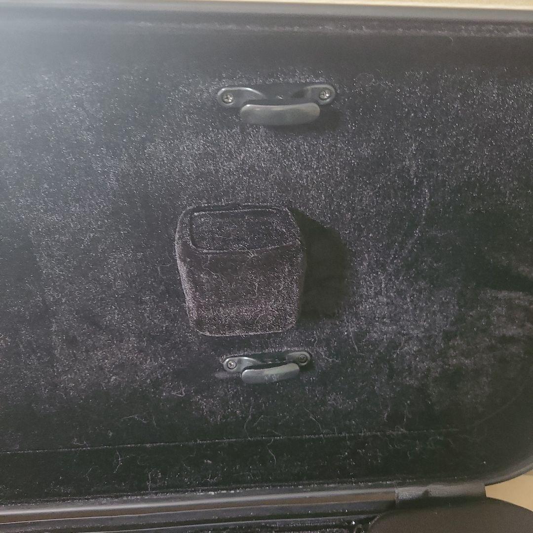 CHRISTINA バイオリンケース ホワイト カーボンファイバー　4/4