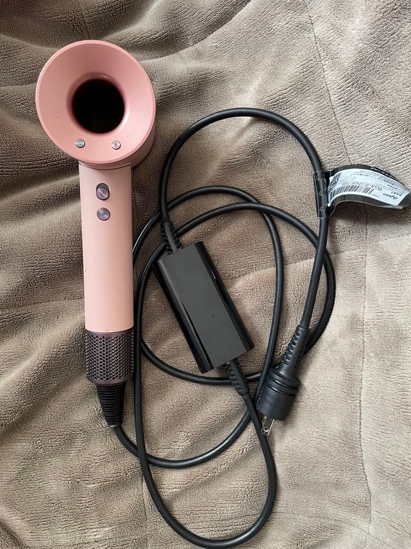 ダイソン　ドライヤー　HD08 さくらロゼゴールド　限定カラー