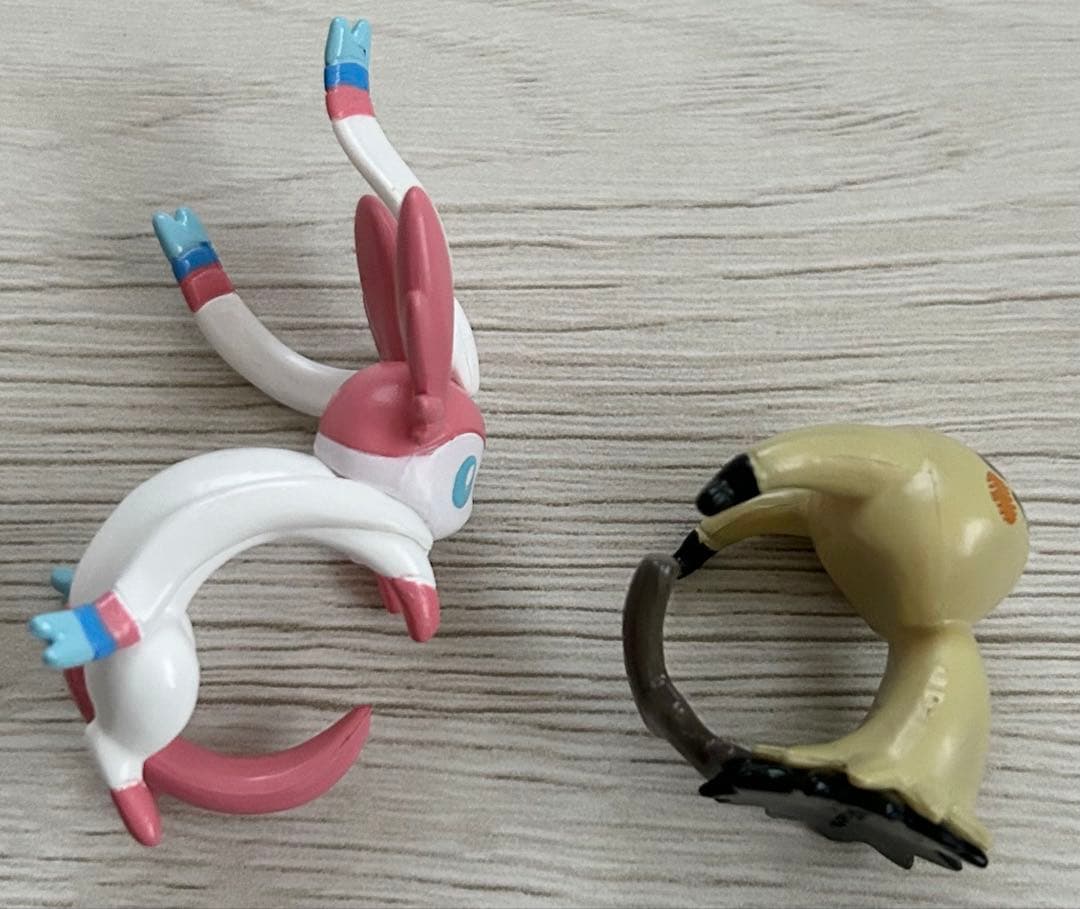 ポケモン　ニンフィア　ミミッキュ　イーブイ　メタモン　指輪　リング　4点セット