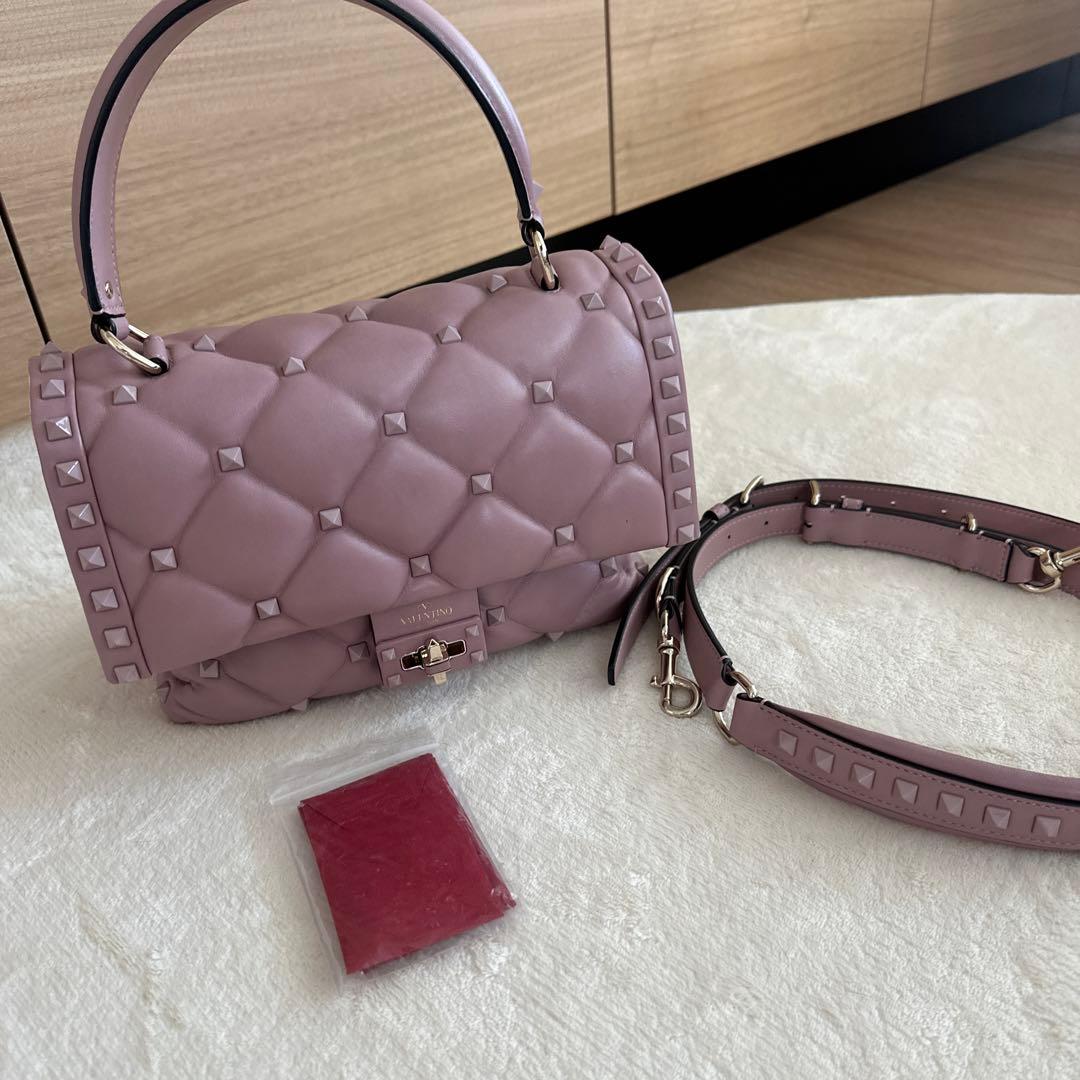 超美品 ヴァレンティノ ロックスタッズキャンディ ピンク