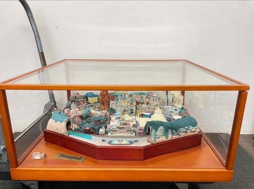 デアゴスティーニ　マイディズニーランド　完成品　引取希望　状態写真で確認要