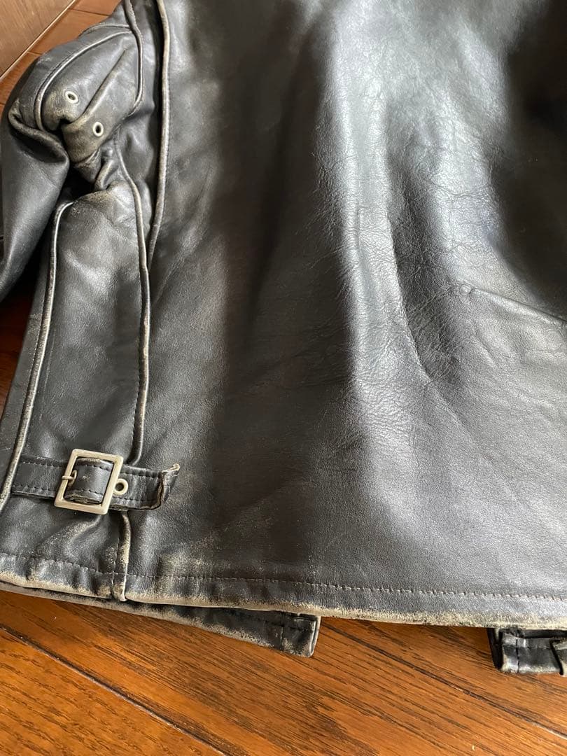 しょう　Schottシングルライダース