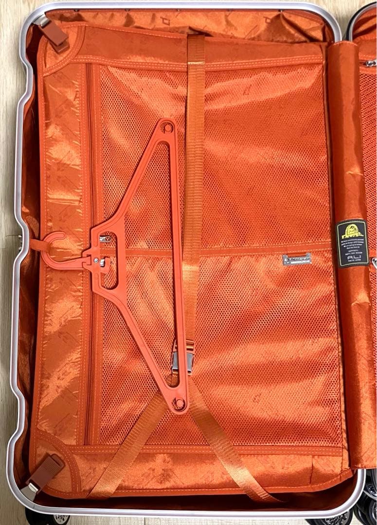 美品 TSAダブルロックA.L.I アジア・ラゲージDeparture 90L