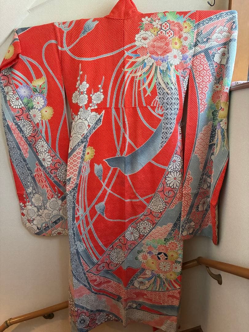 【逸品】藤娘きぬたや　総絞り　振袖　橙色　裄64 長襦袢　刺繍半襟(さんび)付き