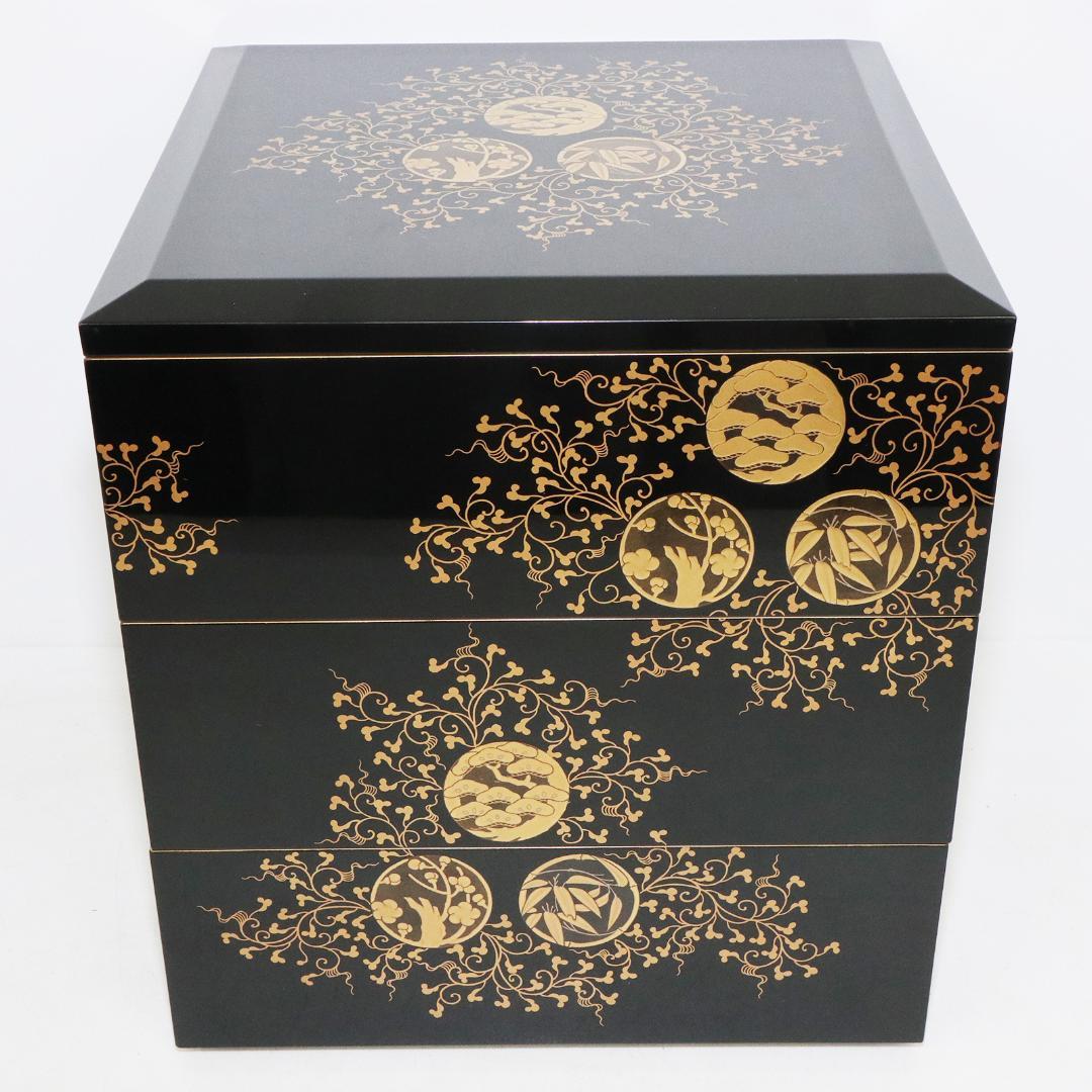 漆器　金蒔絵 花唐草 松竹梅 重箱　 塗師　鐵二　共箱 共布