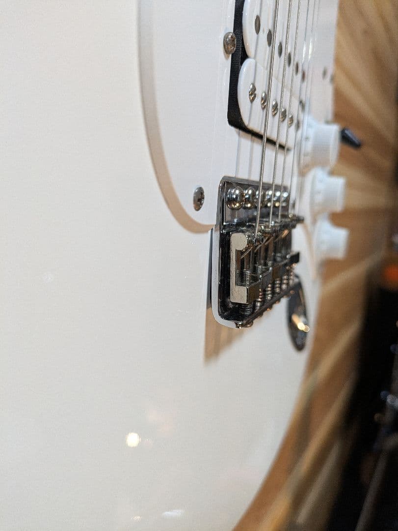 Squier ストラトキャスター SSH Affinity