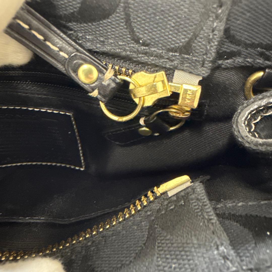 Coach ブラック ハンドバッグ 中型