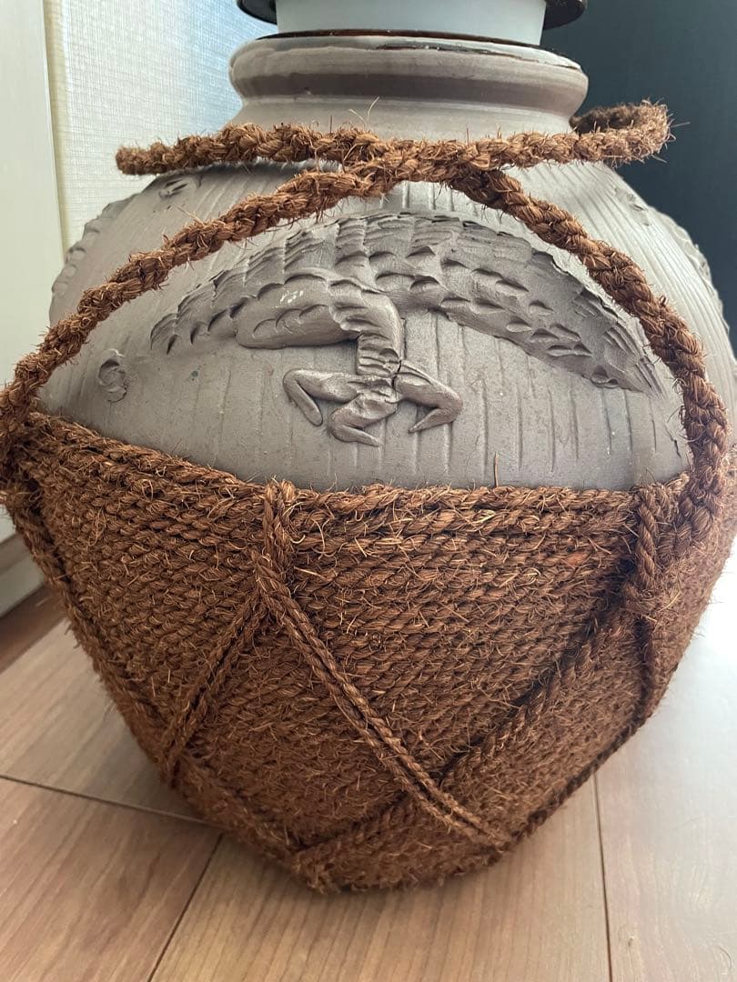 沖縄　泡盛　縄巻　龍　壺　陶器
