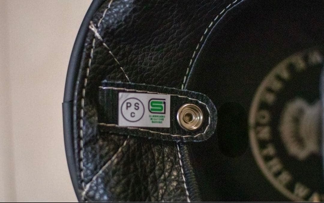 ショーティー　ポリヘル　ポリス　ヘルメット 黒、シルバーフレア