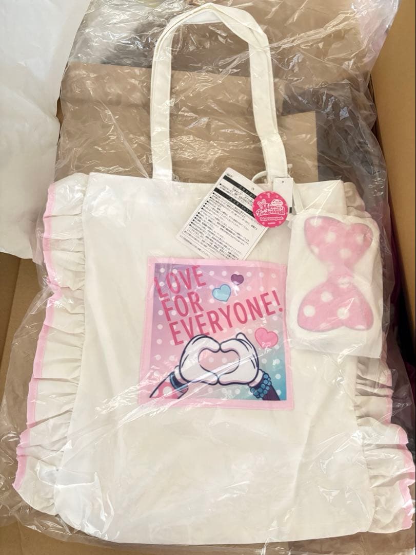 ミニーのファンダーランド　フリルトートバッグ　2024 パルパルーザ　新品