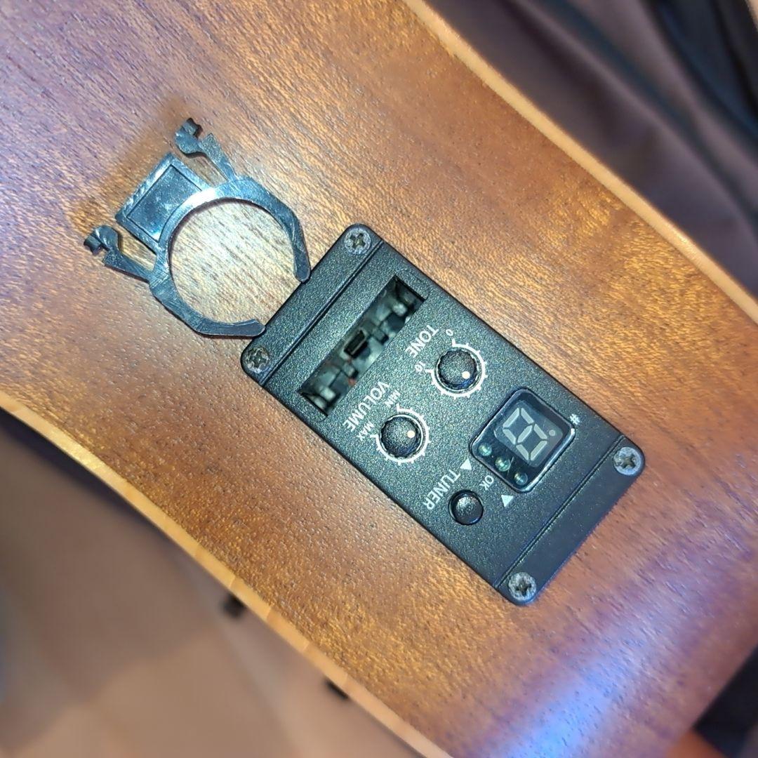 TAYLOR mini GS 4弦 アコースティック ベース ケース付き
