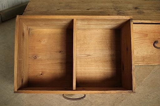 味のある横長の木製引き出し3杯　ローテーブル　飾り台　作業台　古家具　古民家