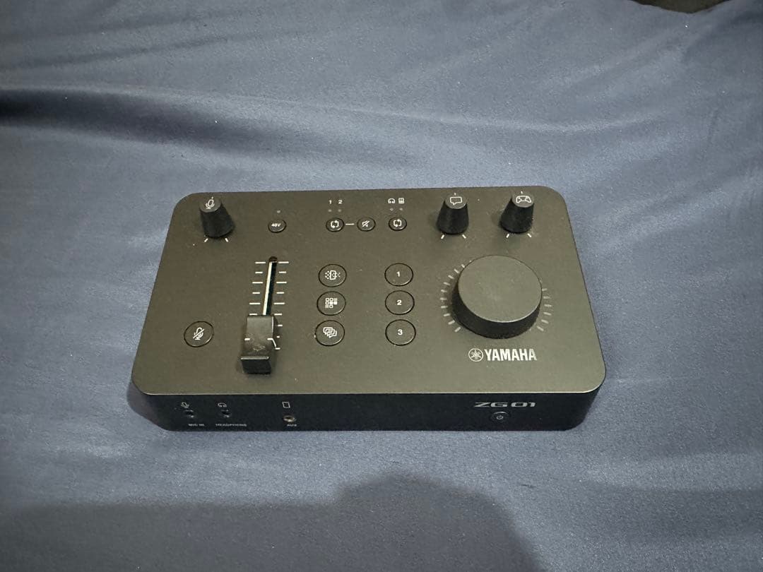 オーディオインターフェース　YAMAHA ZG01