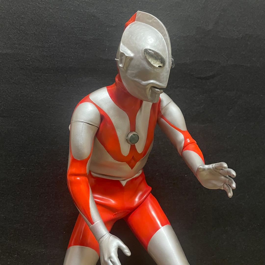 海洋堂ウルトラマン リペイント完成品